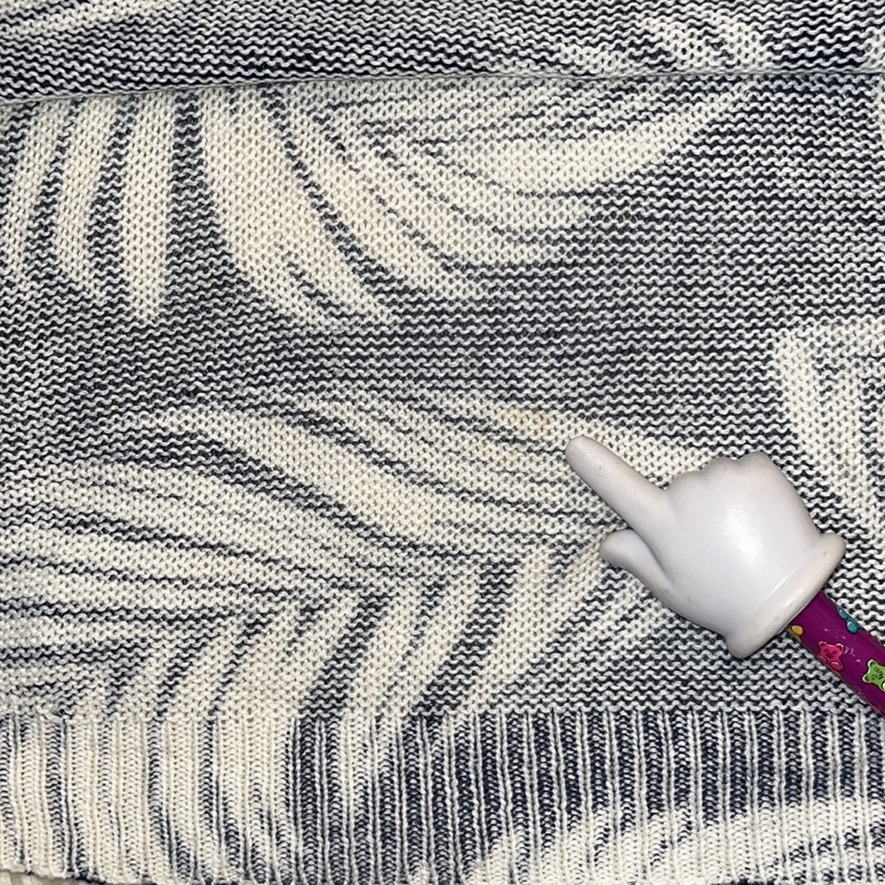 NWT Show Me Your Mumu Bonfire Sweater ~ in Boca Palm - Picture 11 of 11